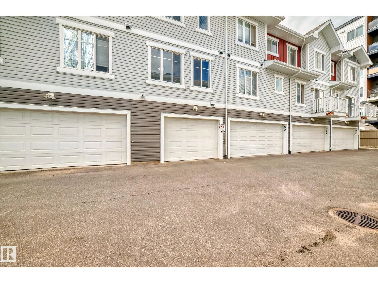 #89 2905 141 ST SW