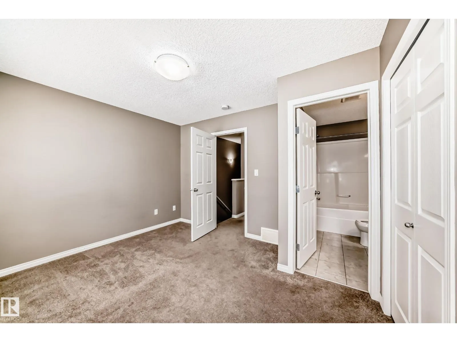 #89 2905 141 ST SW
