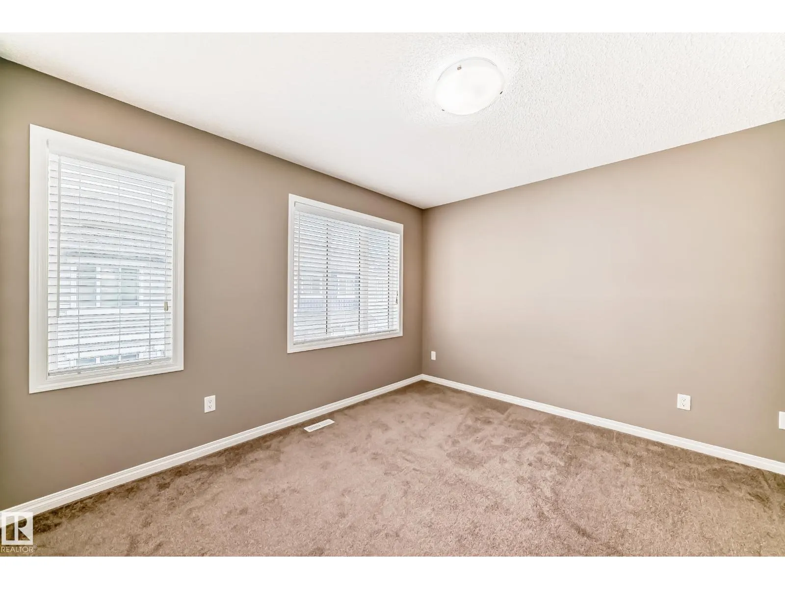 #89 2905 141 ST SW