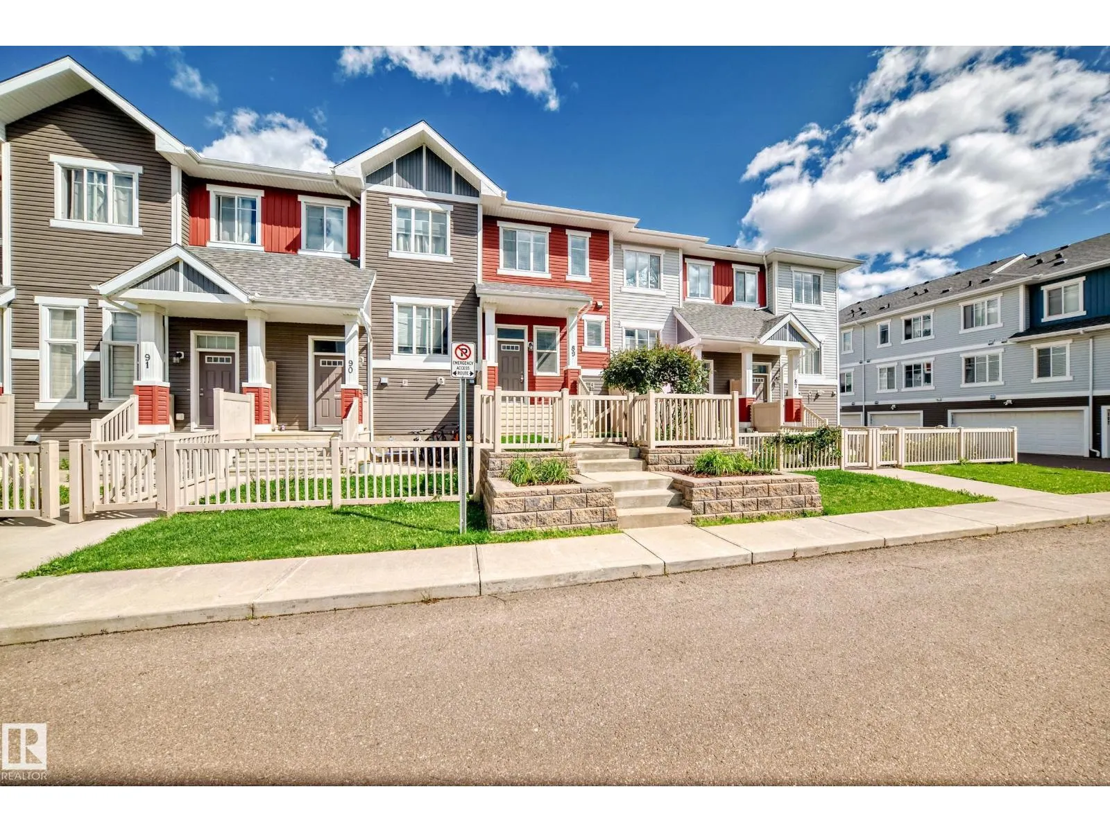#89 2905 141 ST SW