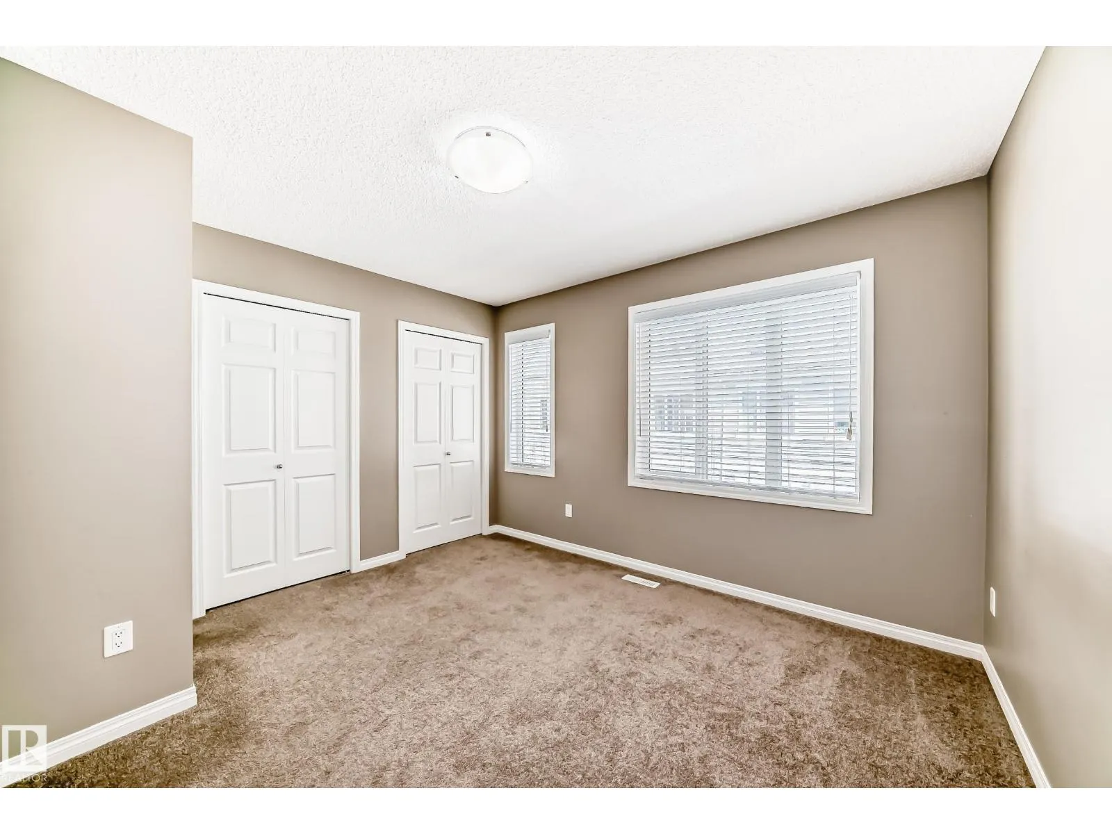 #89 2905 141 ST SW