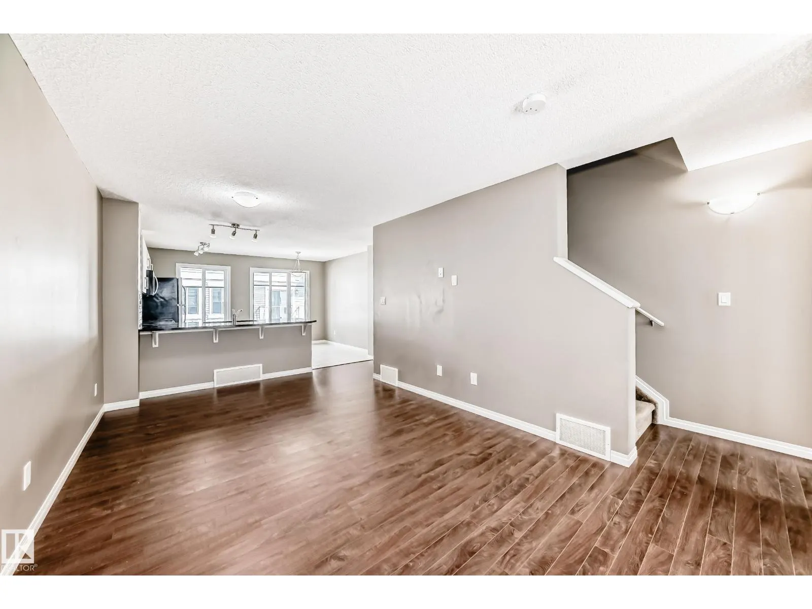 #89 2905 141 ST SW
