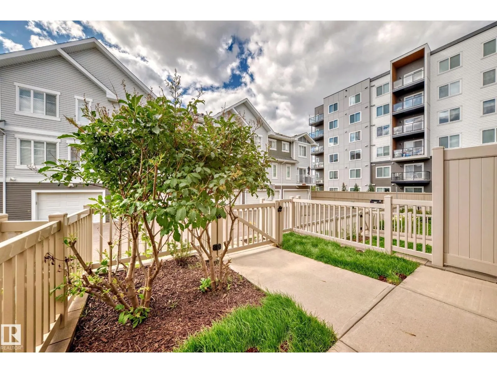 #89 2905 141 ST SW