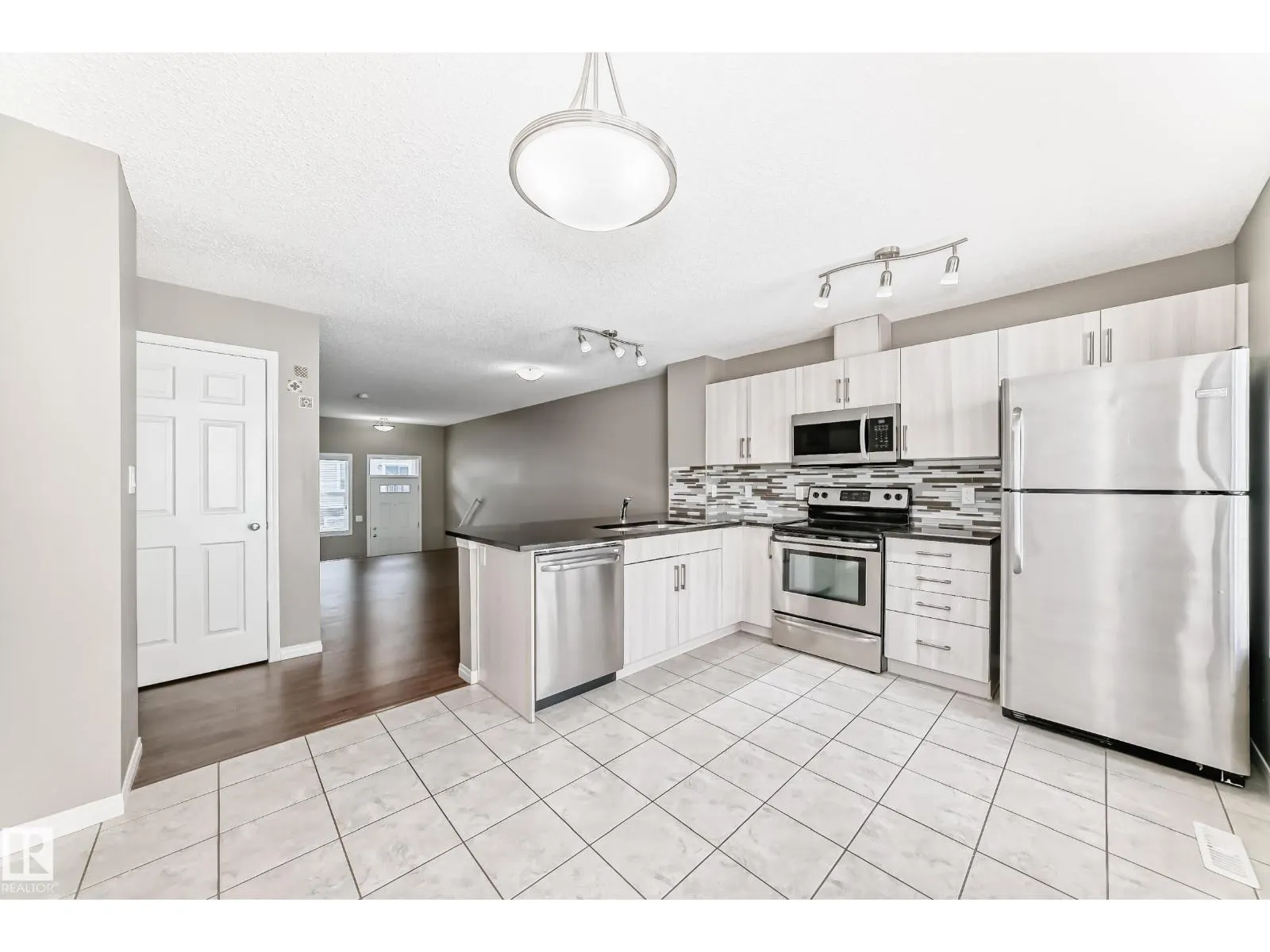 #89 2905 141 ST SW