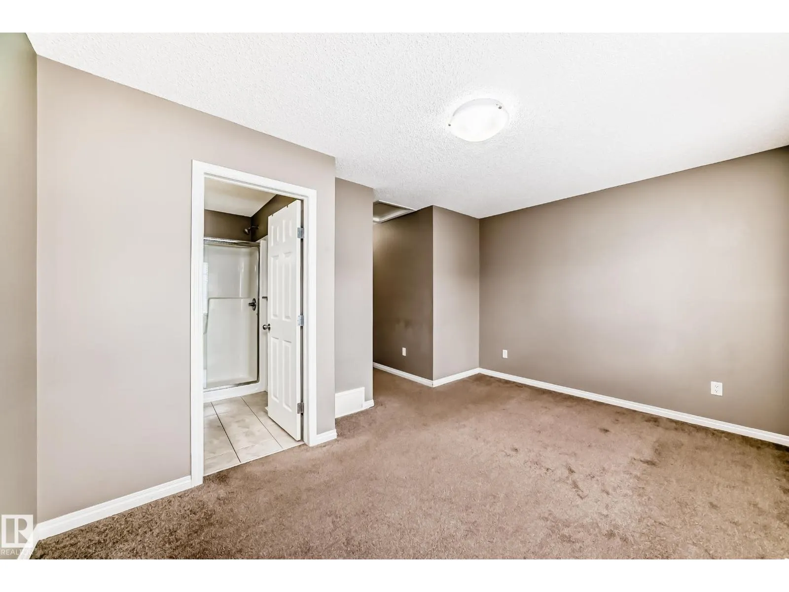 #89 2905 141 ST SW