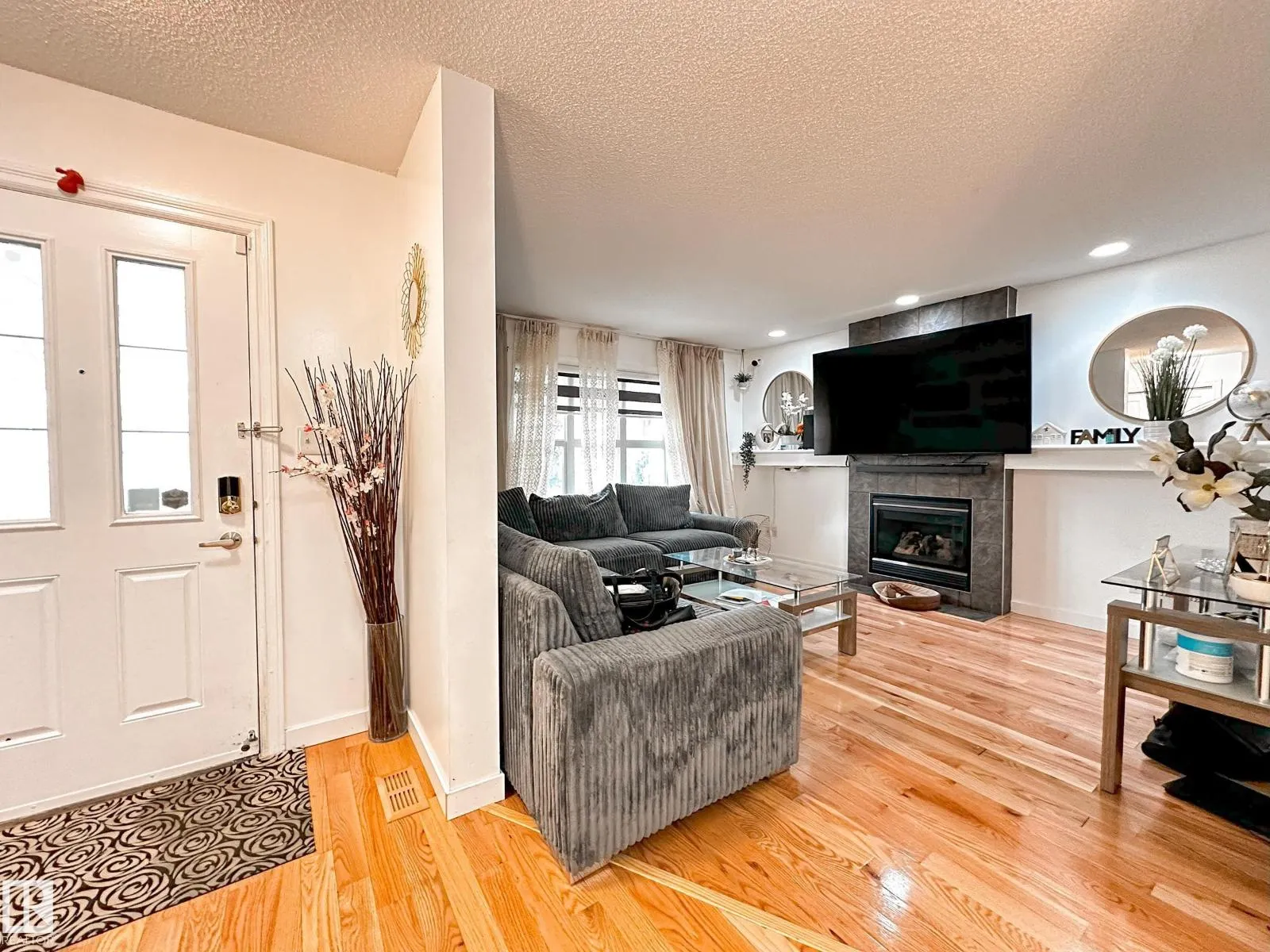 223 61 ST SW