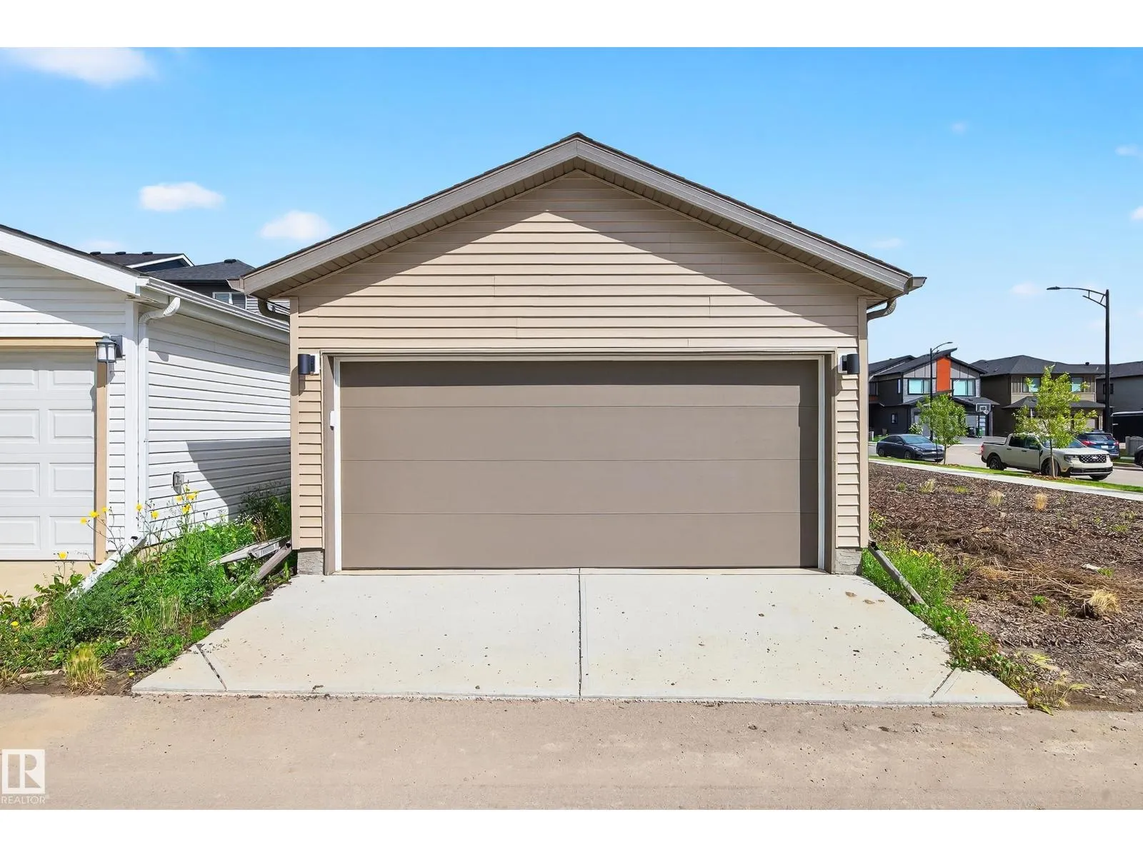 17208 2 ST NW