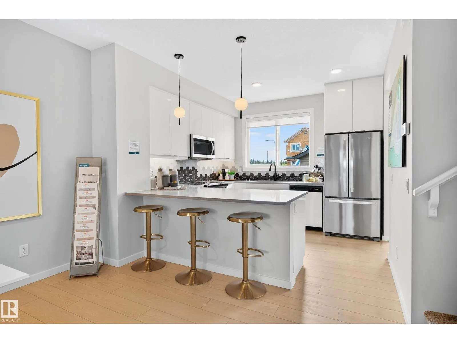 17208 2 ST NW