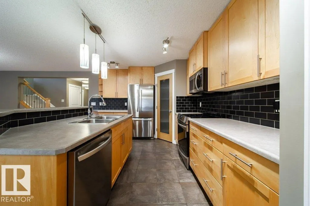 507 CRANDELL CT