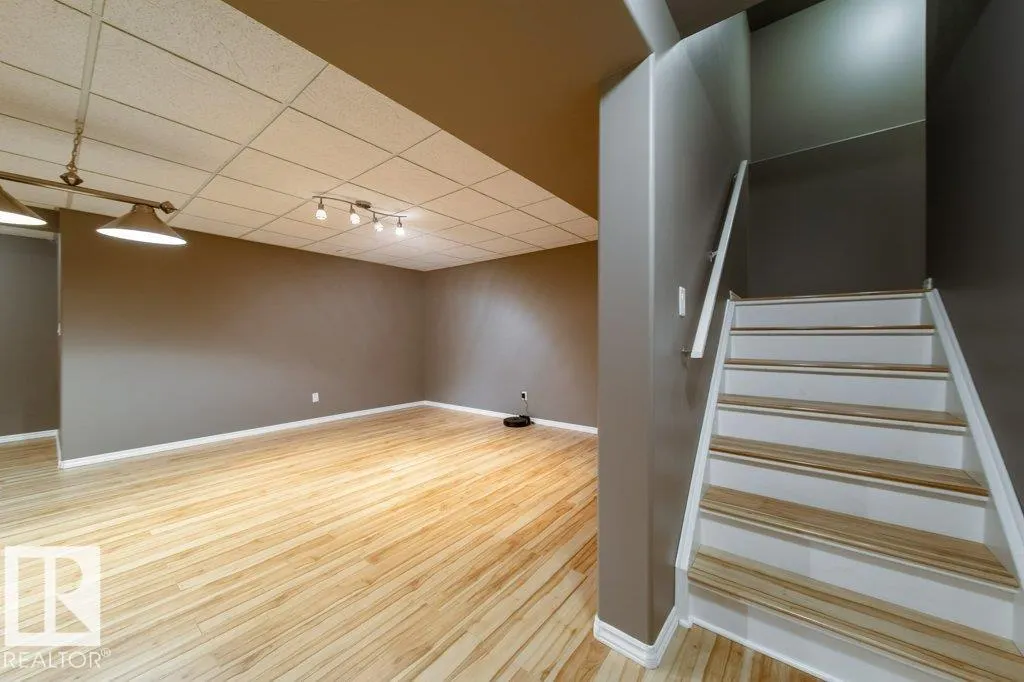 507 CRANDELL CT
