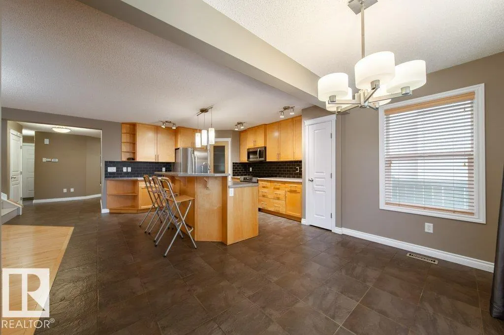 507 CRANDELL CT