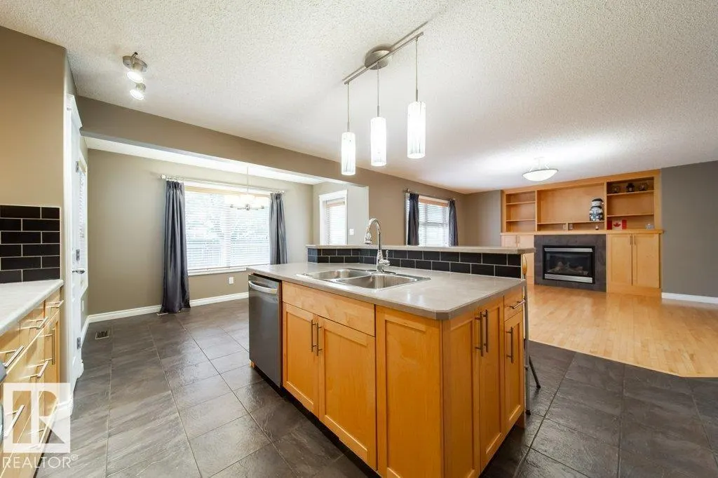 507 CRANDELL CT
