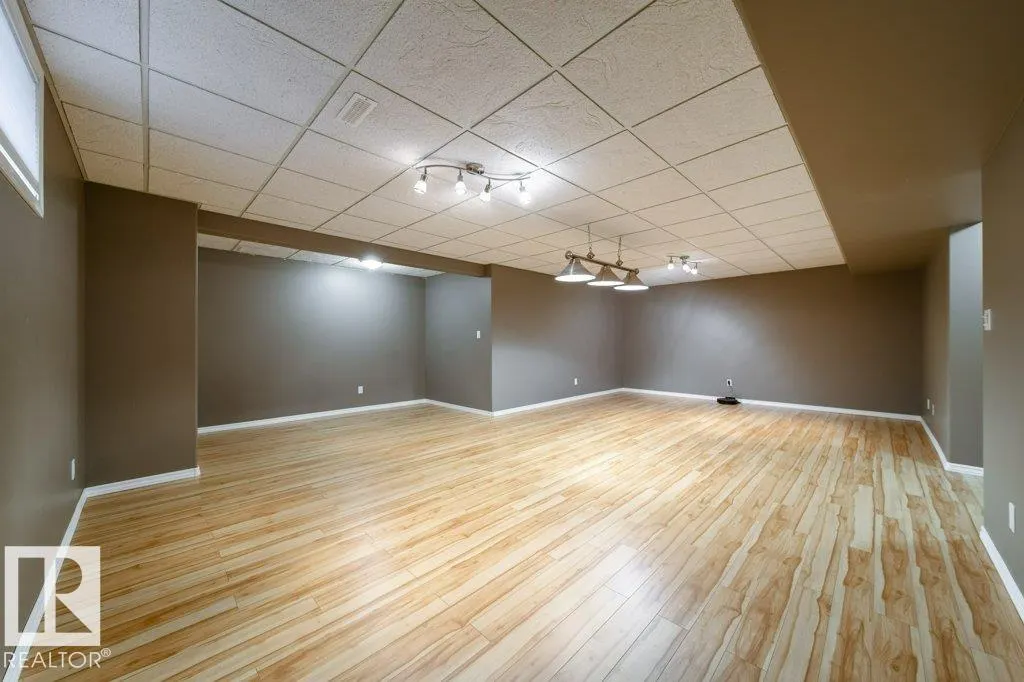 507 CRANDELL CT