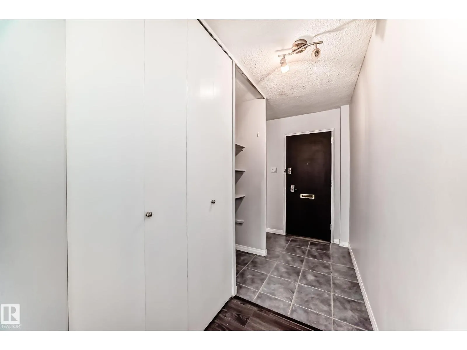 #504 9940 112 ST NW
