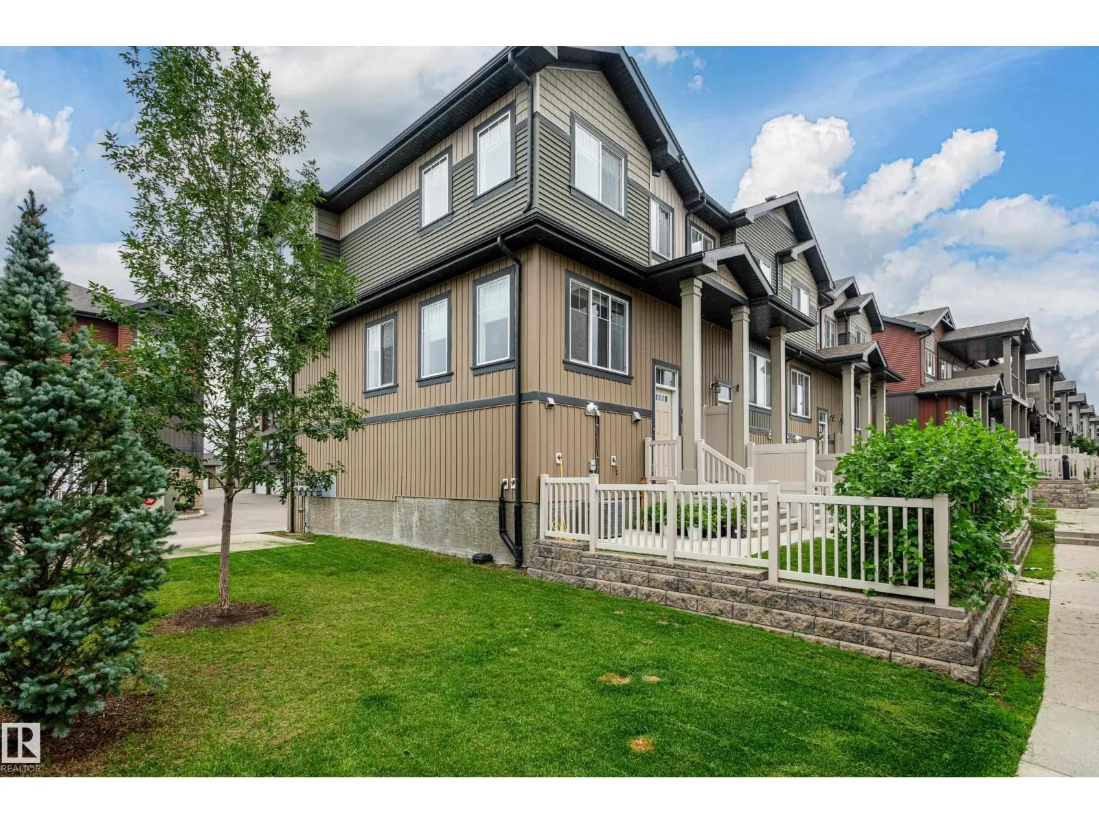 #9 3305 ORCHARDS Link SW