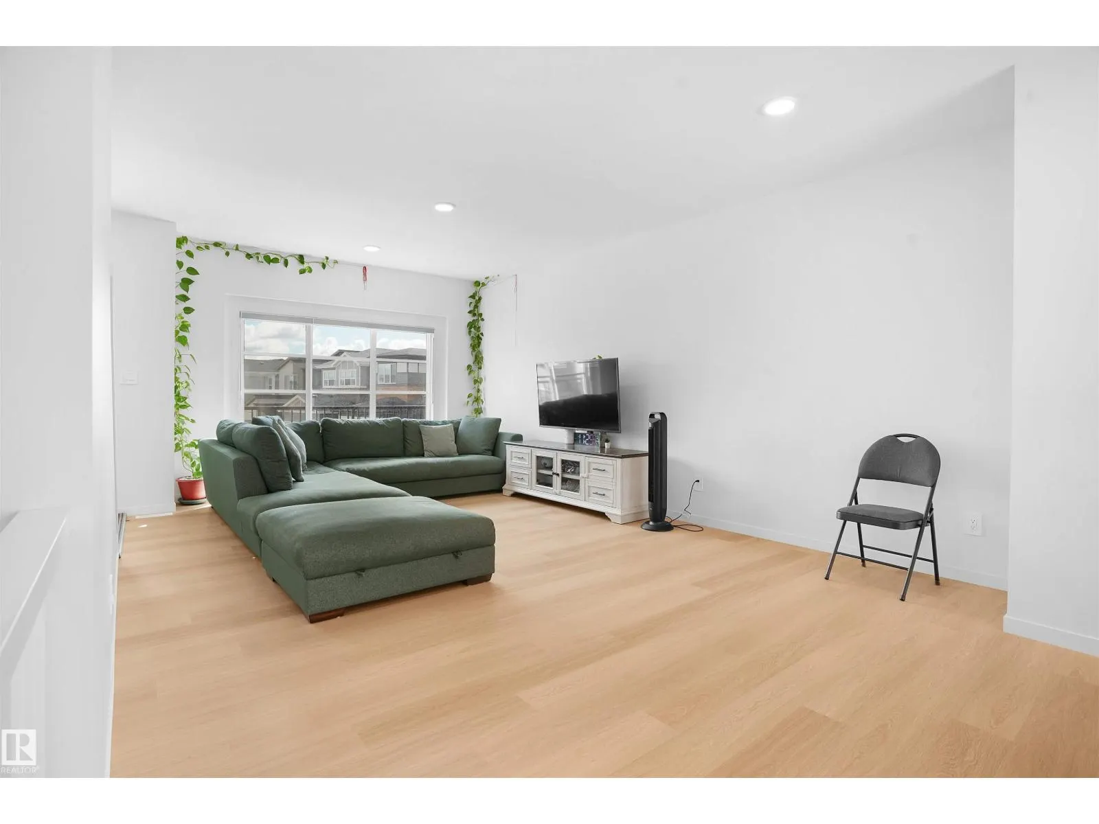 510 37 ST SW SW