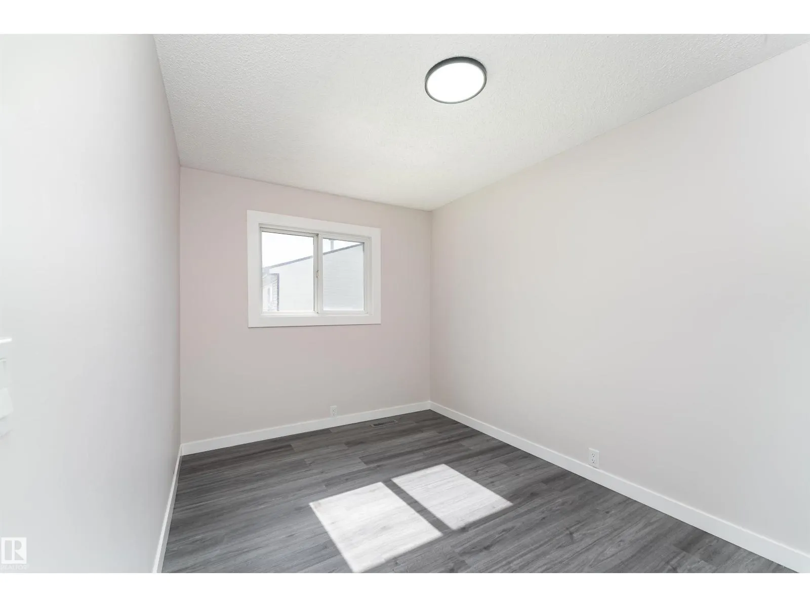 1244 Lakewood RD W NW NW