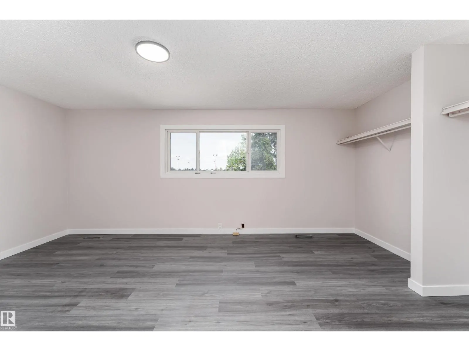 1244 Lakewood RD W NW NW