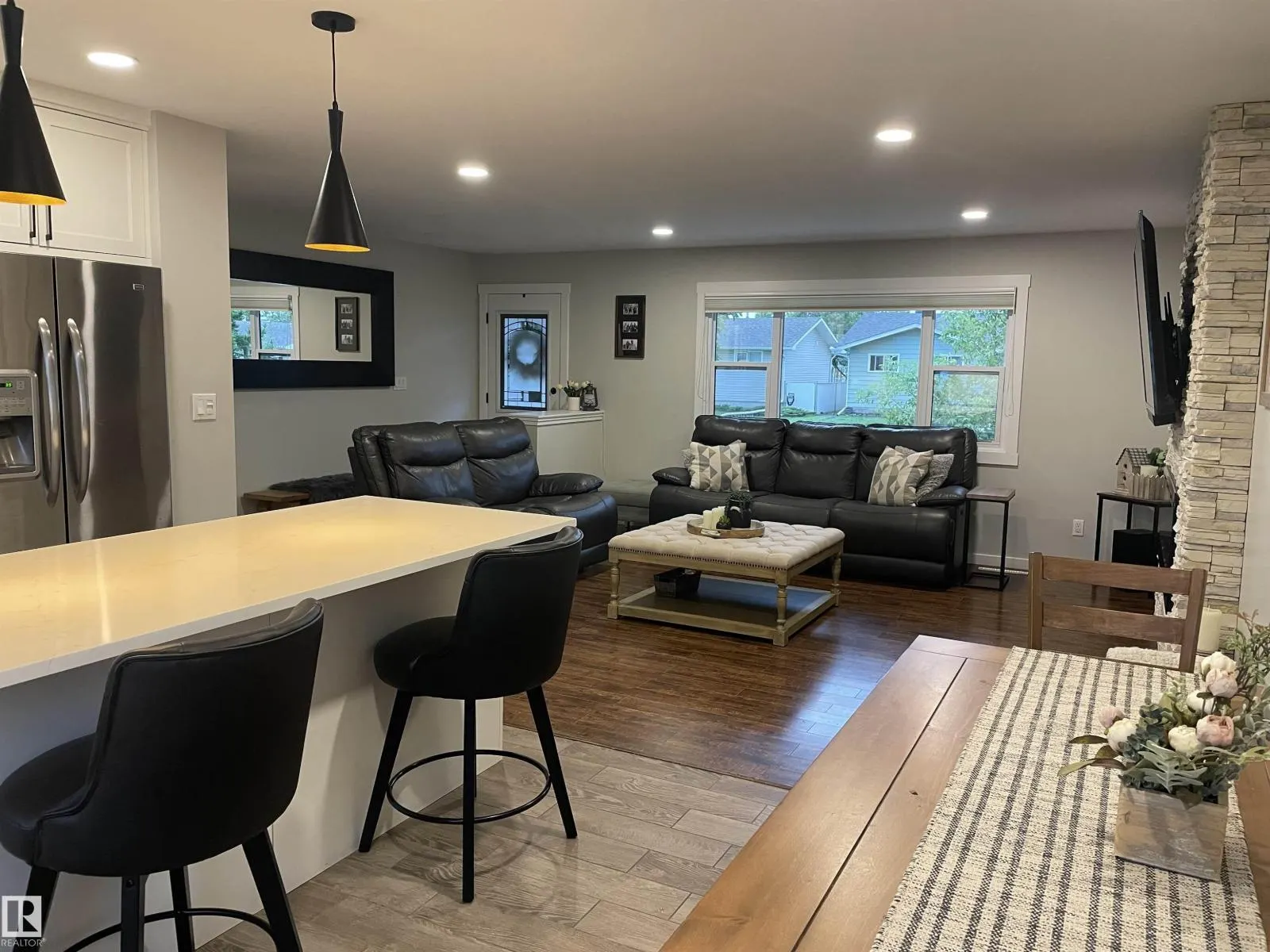 20 Capri Rd