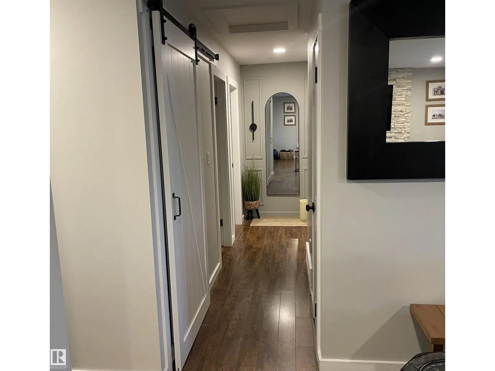 20 Capri Rd