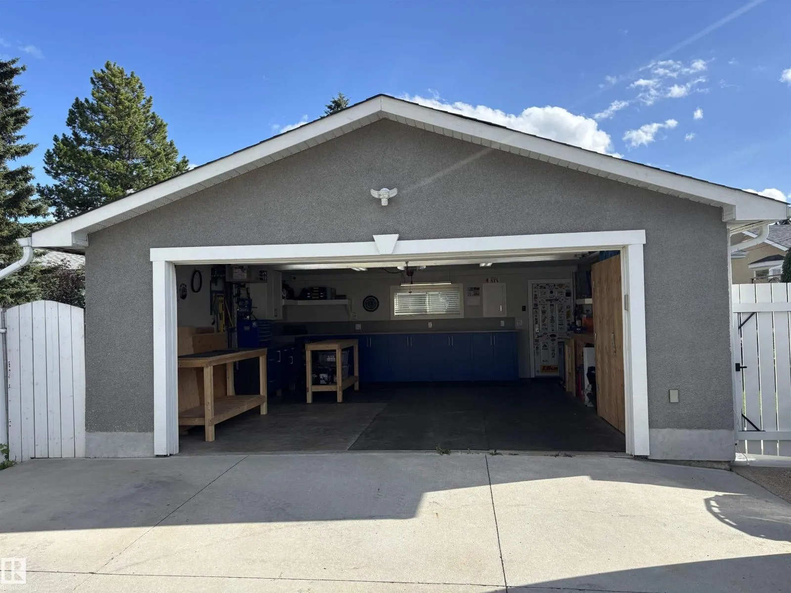 20 Capri Rd