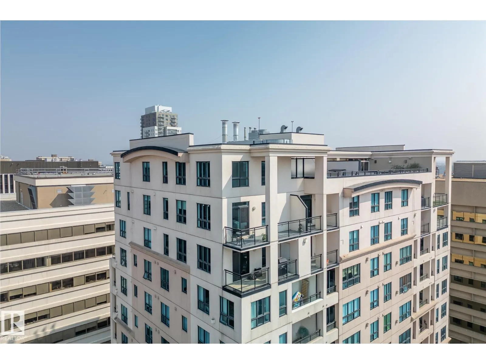 #PH04/1804 9939 109 ST NW