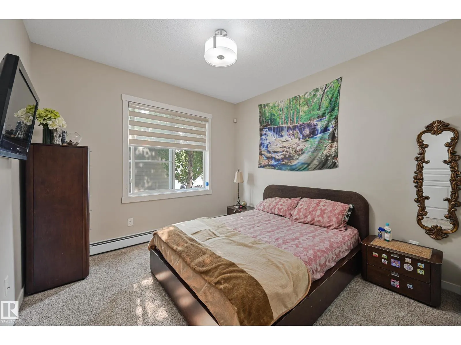 #102 812 WELSH DR SW