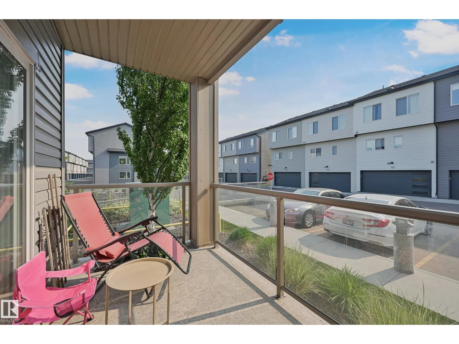 #102 812 WELSH DR SW