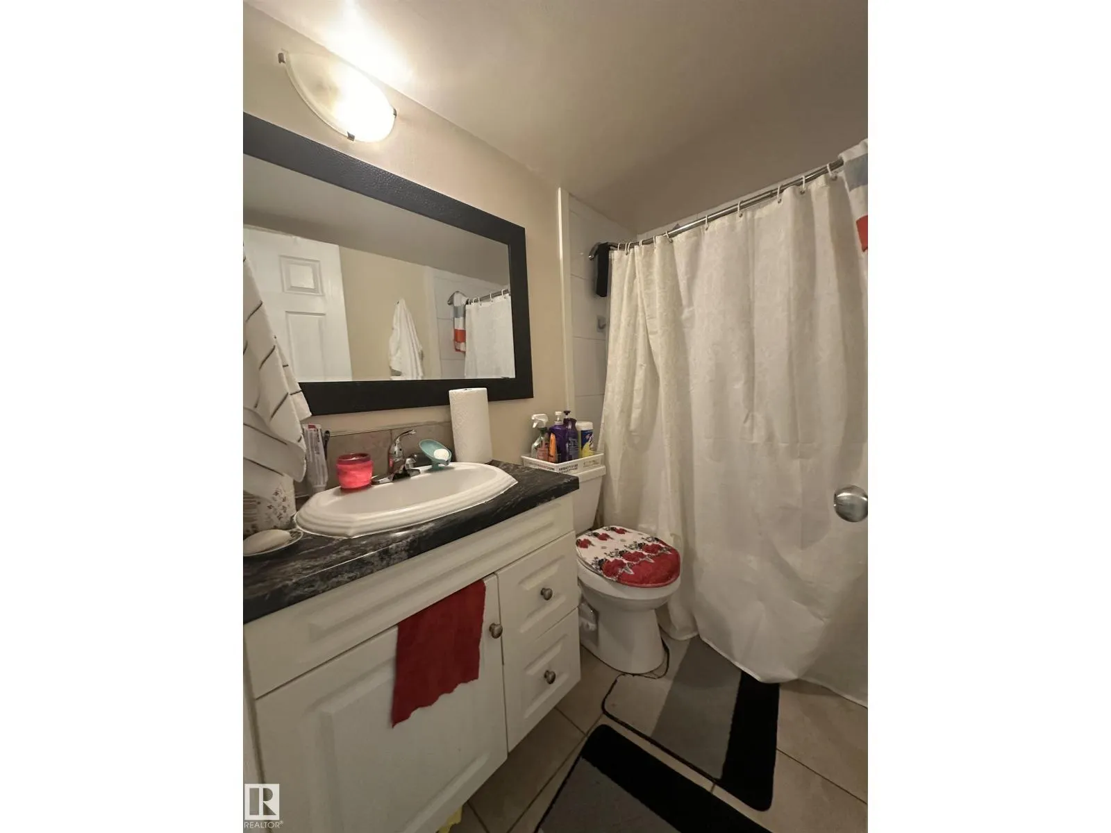 #6 10640 111 ST NW