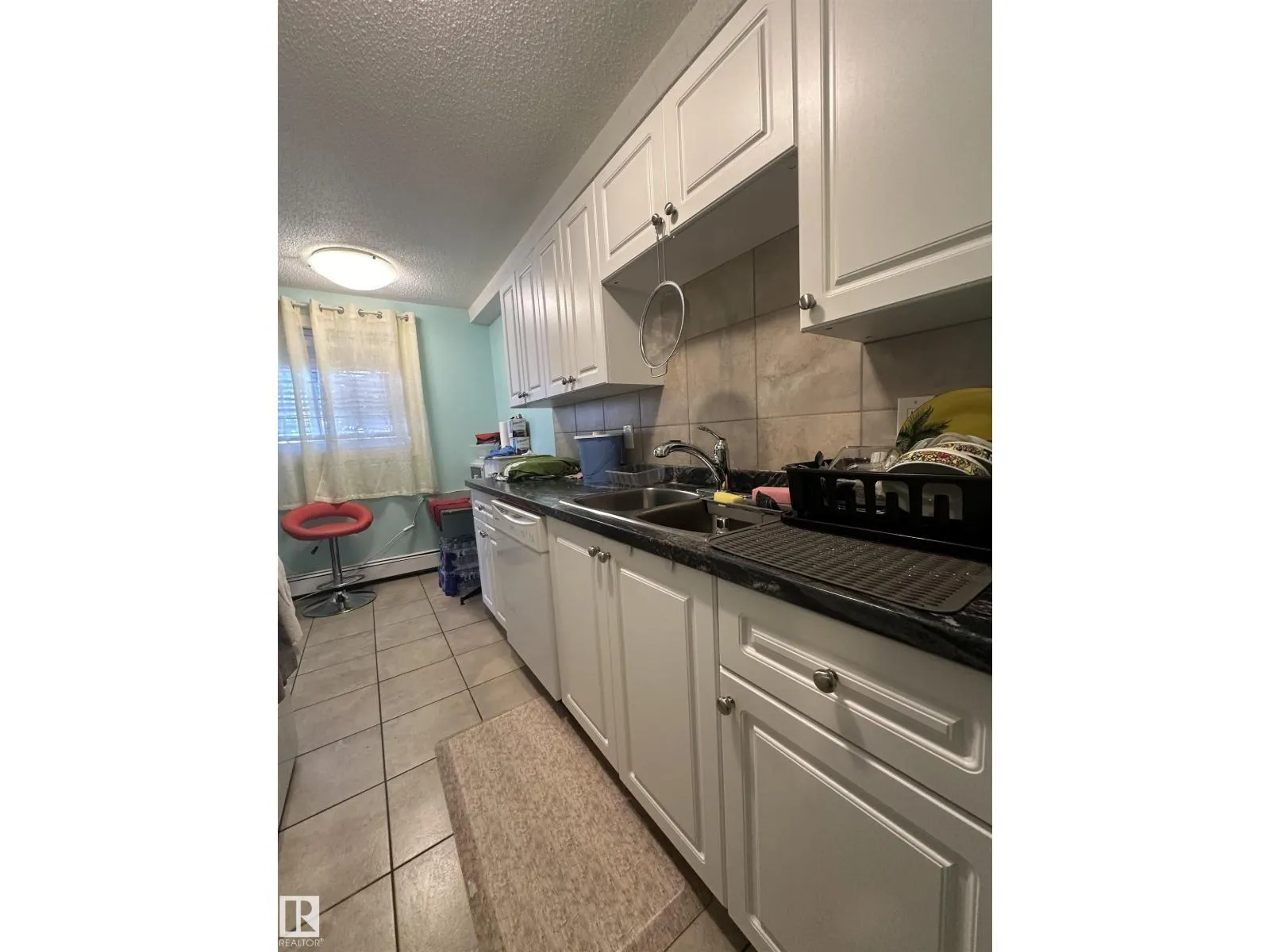 #6 10640 111 ST NW