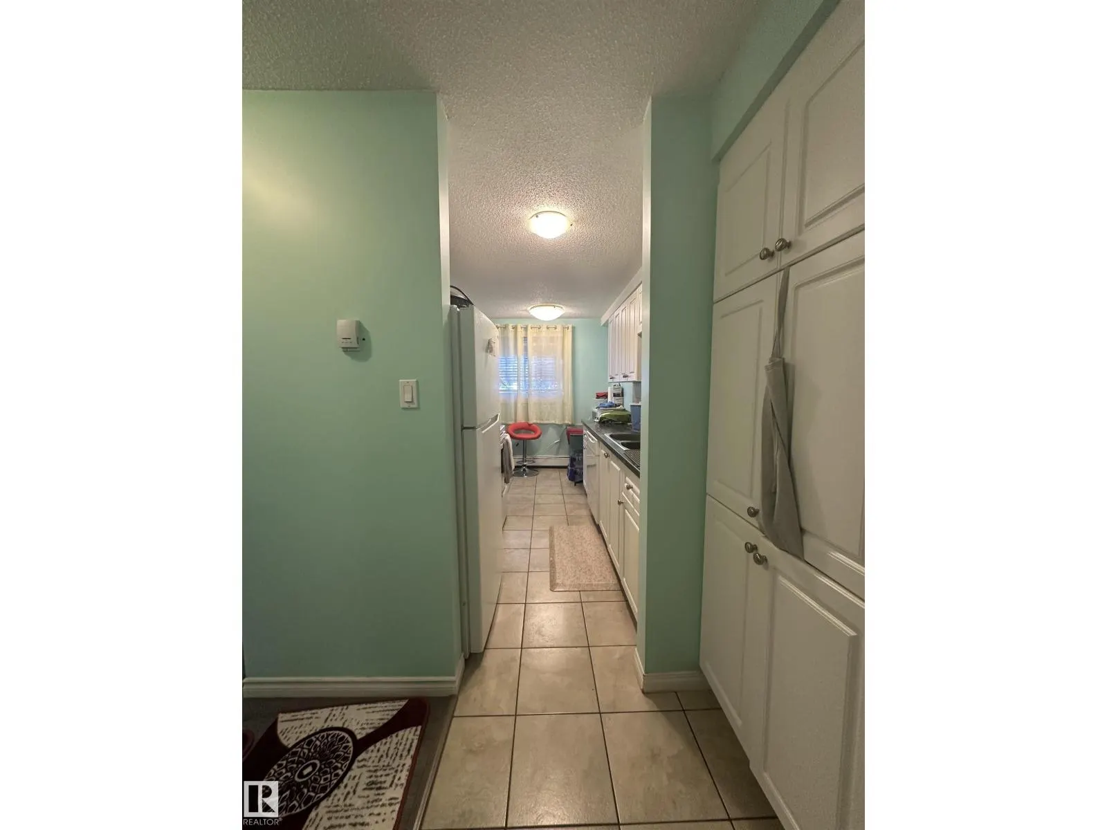#6 10640 111 ST NW