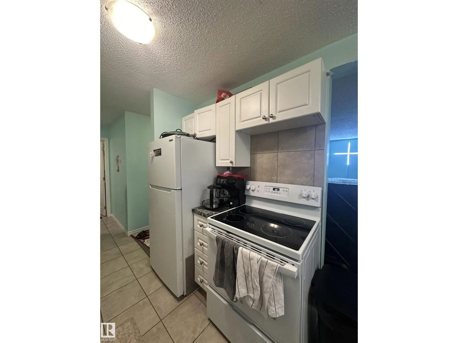 #6 10640 111 ST NW