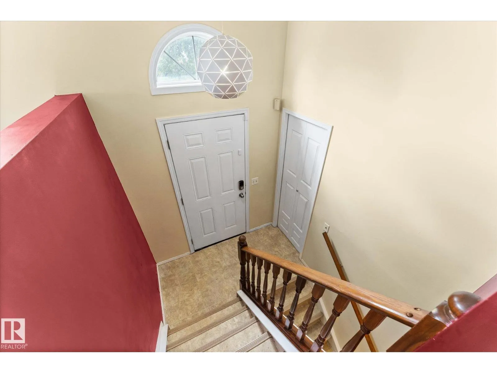 124 KLARVATTEN RD NW