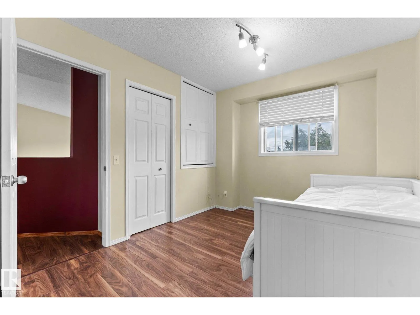 124 KLARVATTEN RD NW