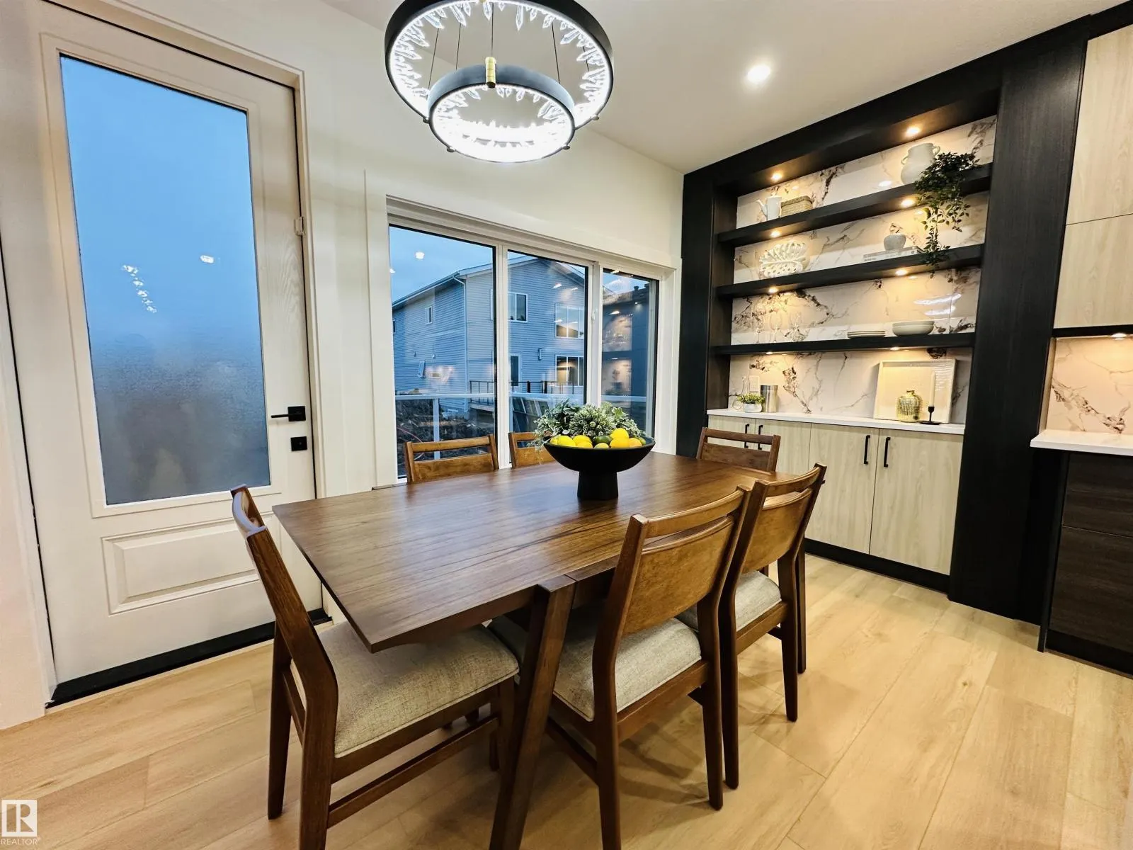 2641 62 AV NE