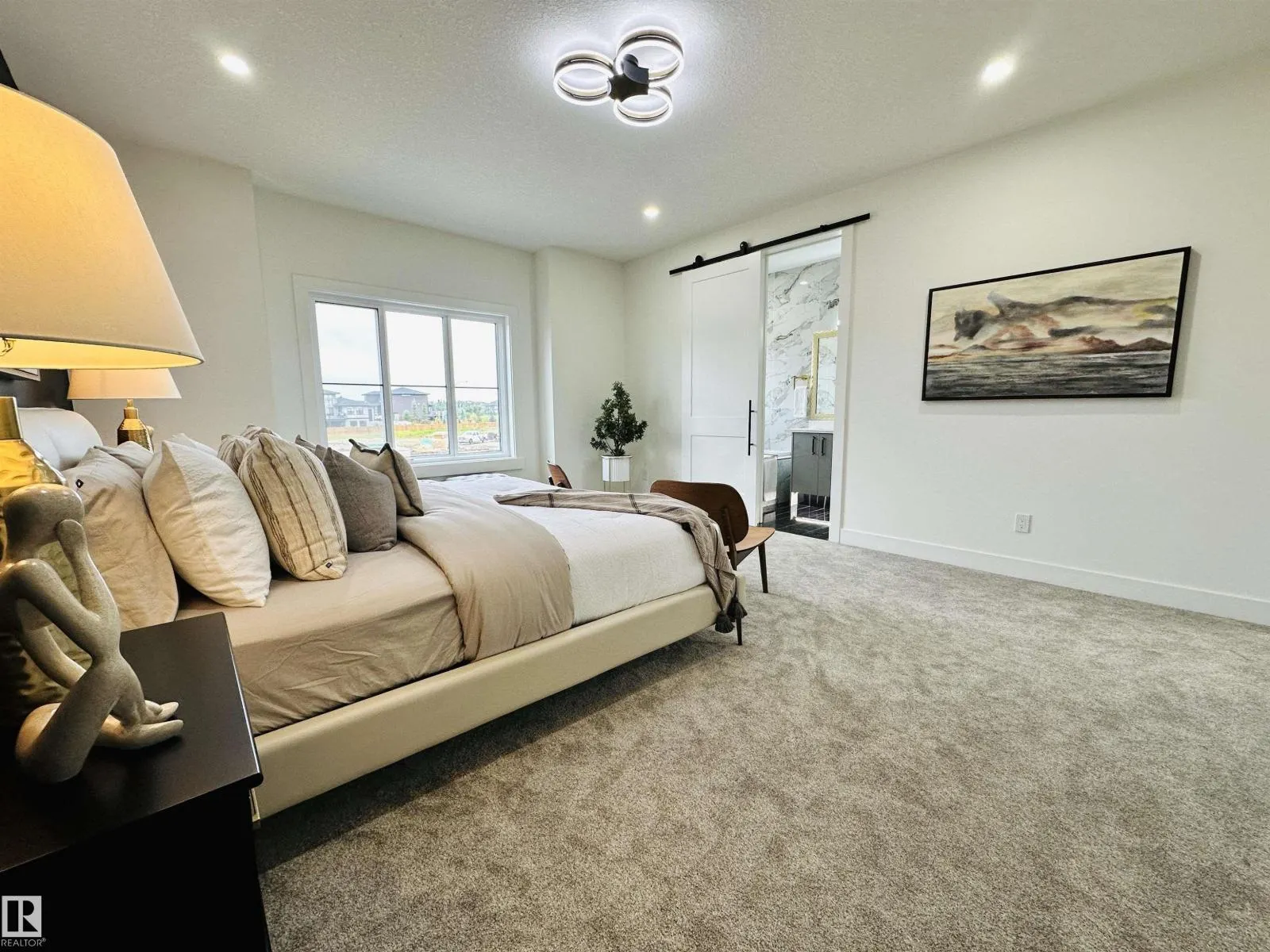 2641 62 AV NE
