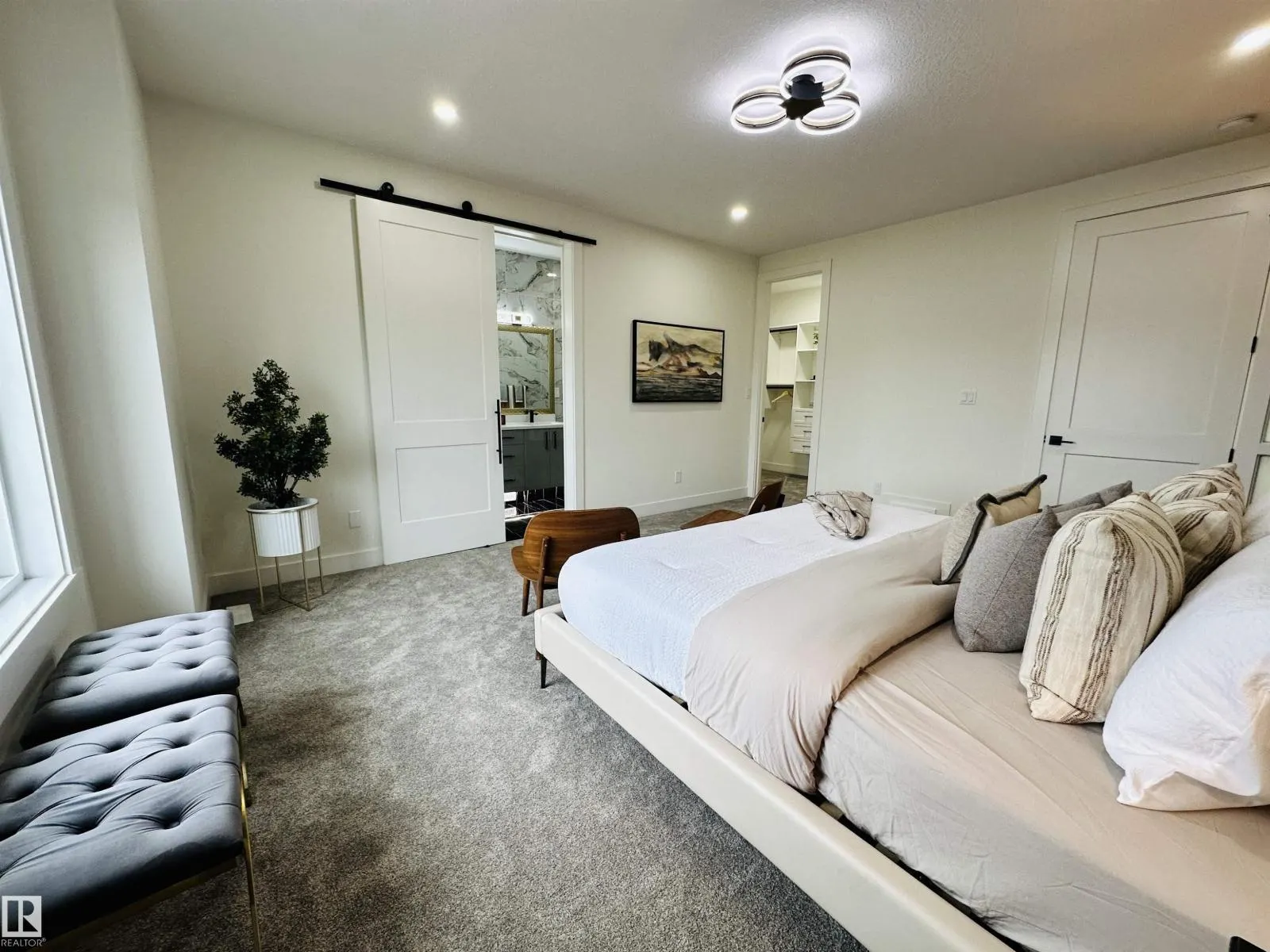 2641 62 AV NE
