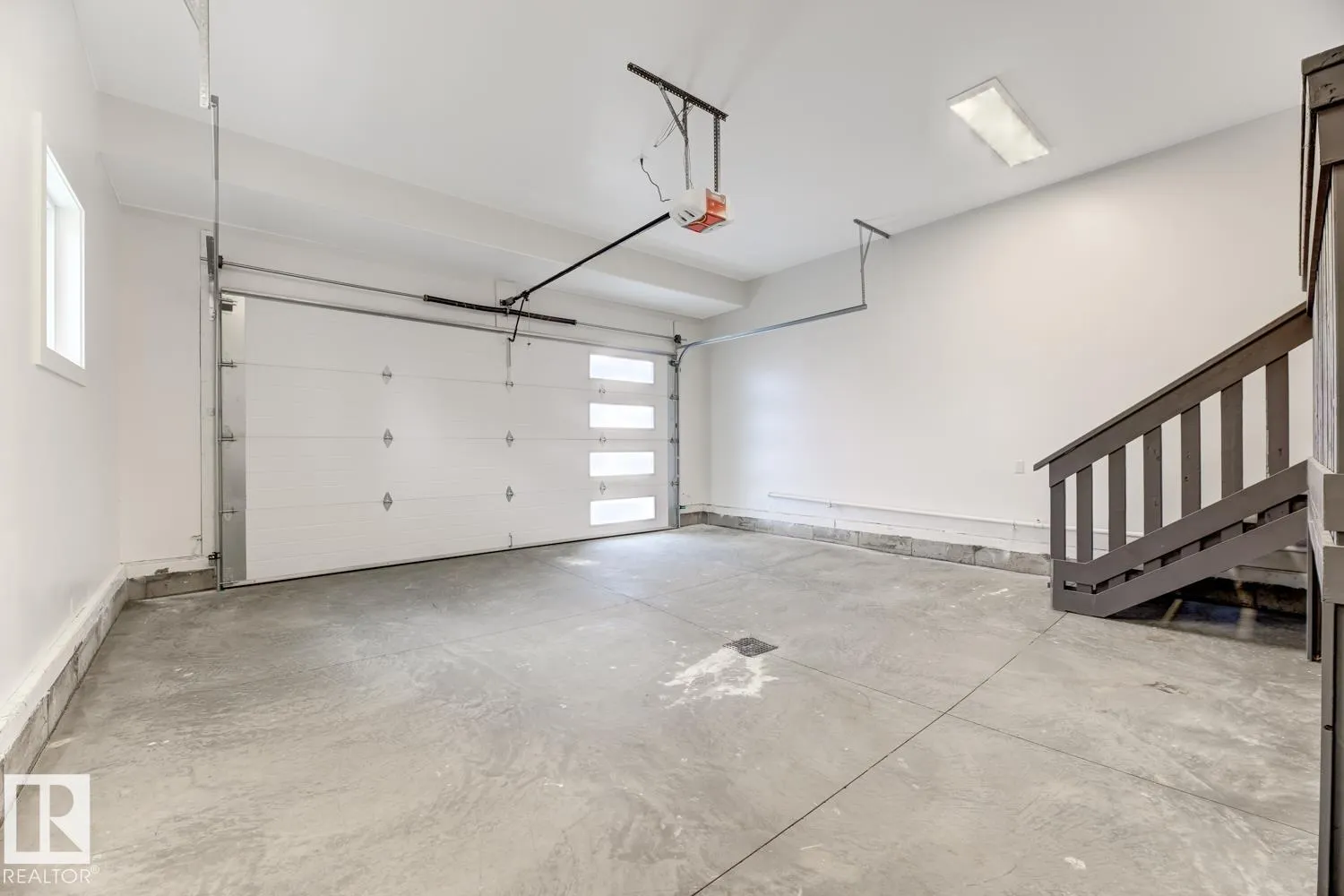 2641 62 AV NE