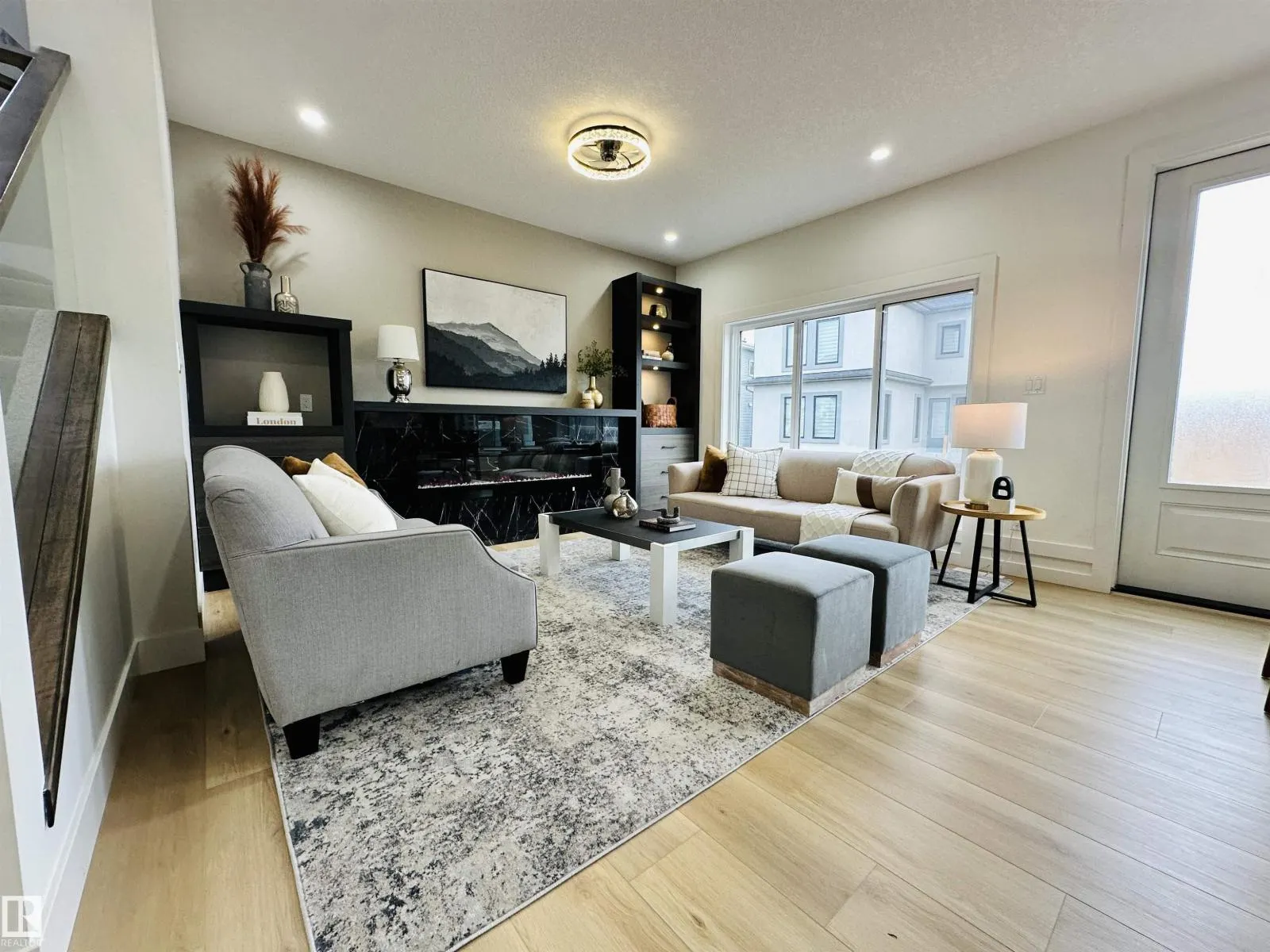 2641 62 AV NE
