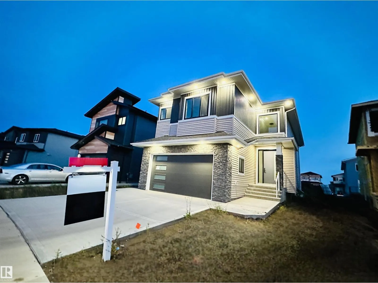 2641 62 AV NE