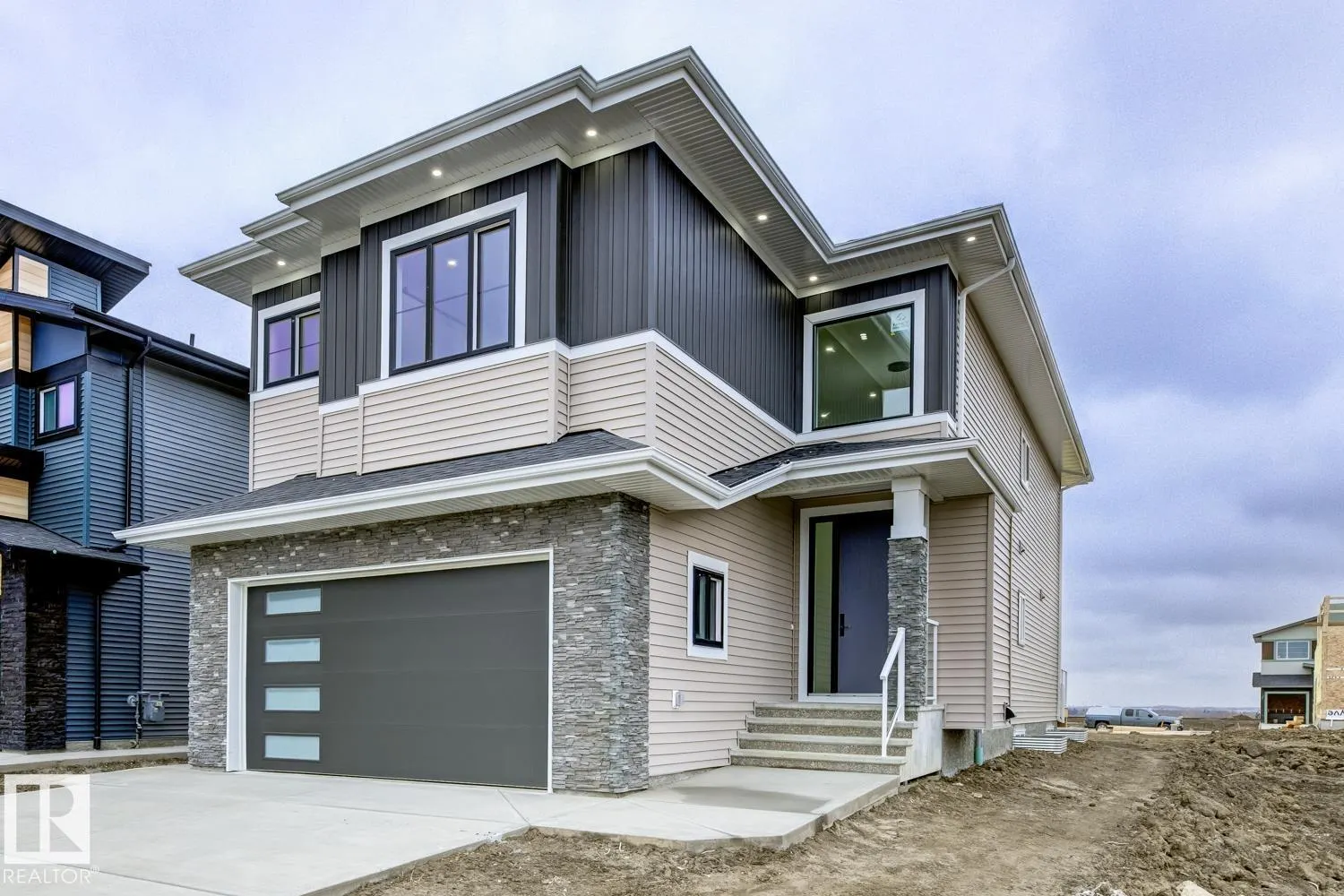 2641 62 AV NE