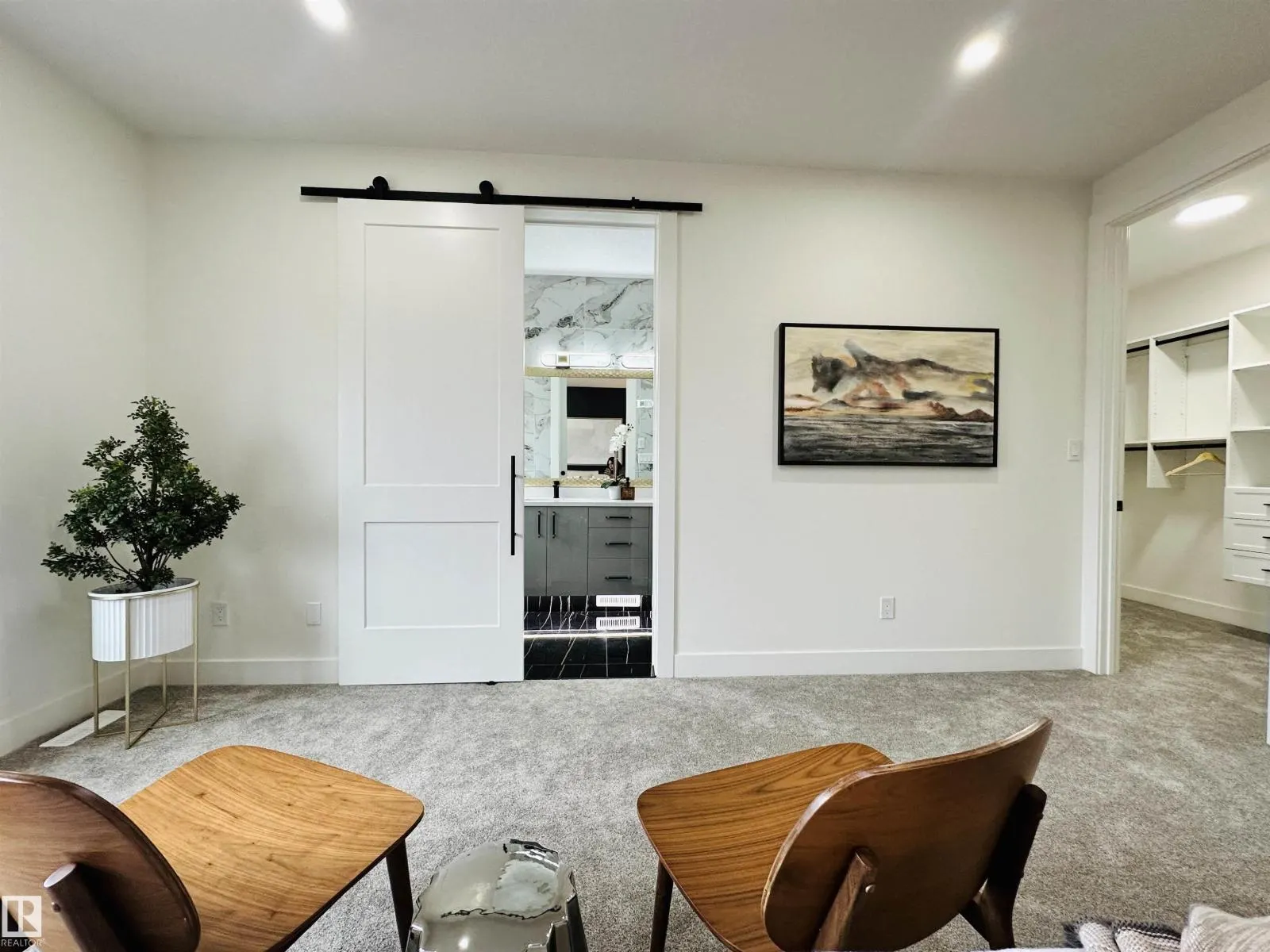 2641 62 AV NE