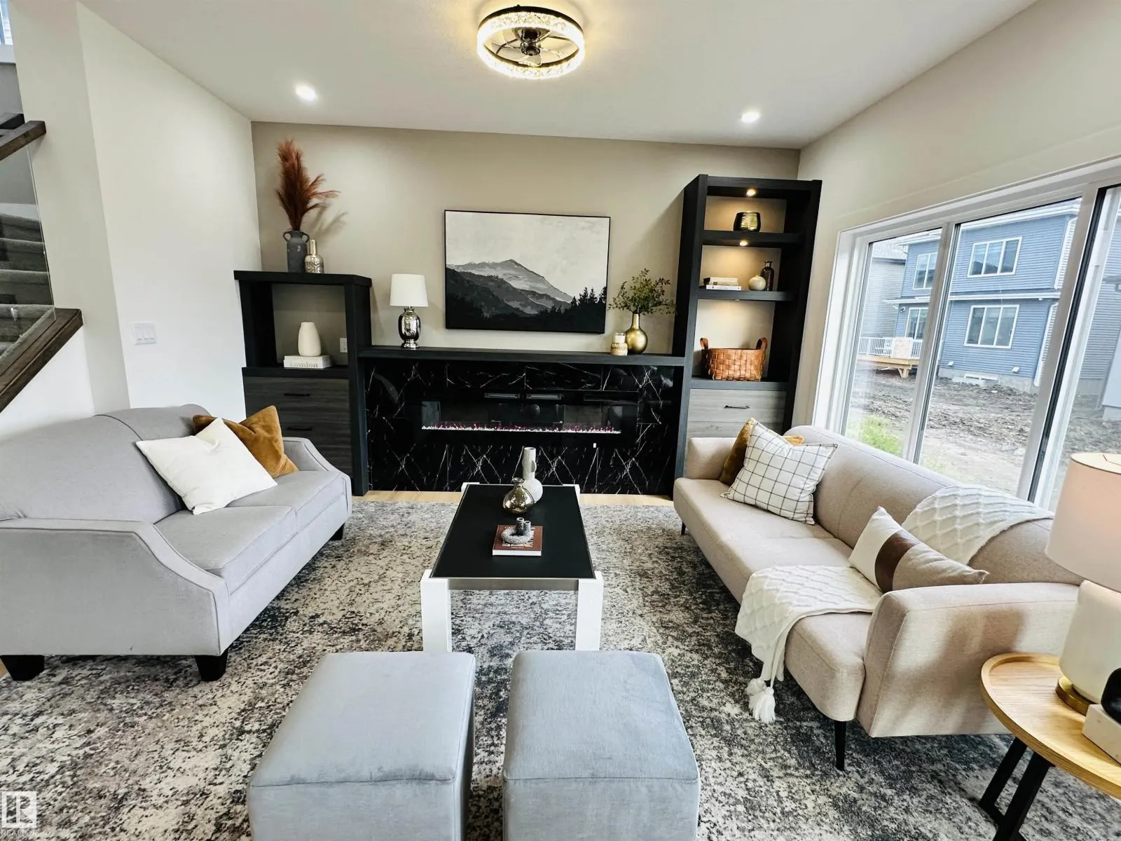 2641 62 AV NE