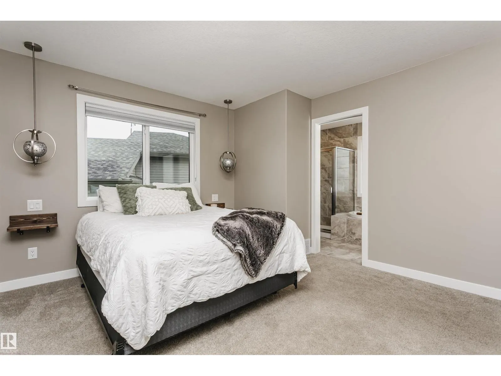 36 Southbridge DR