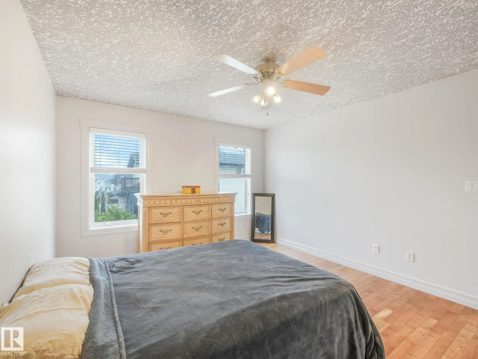 16409 65 ST NW