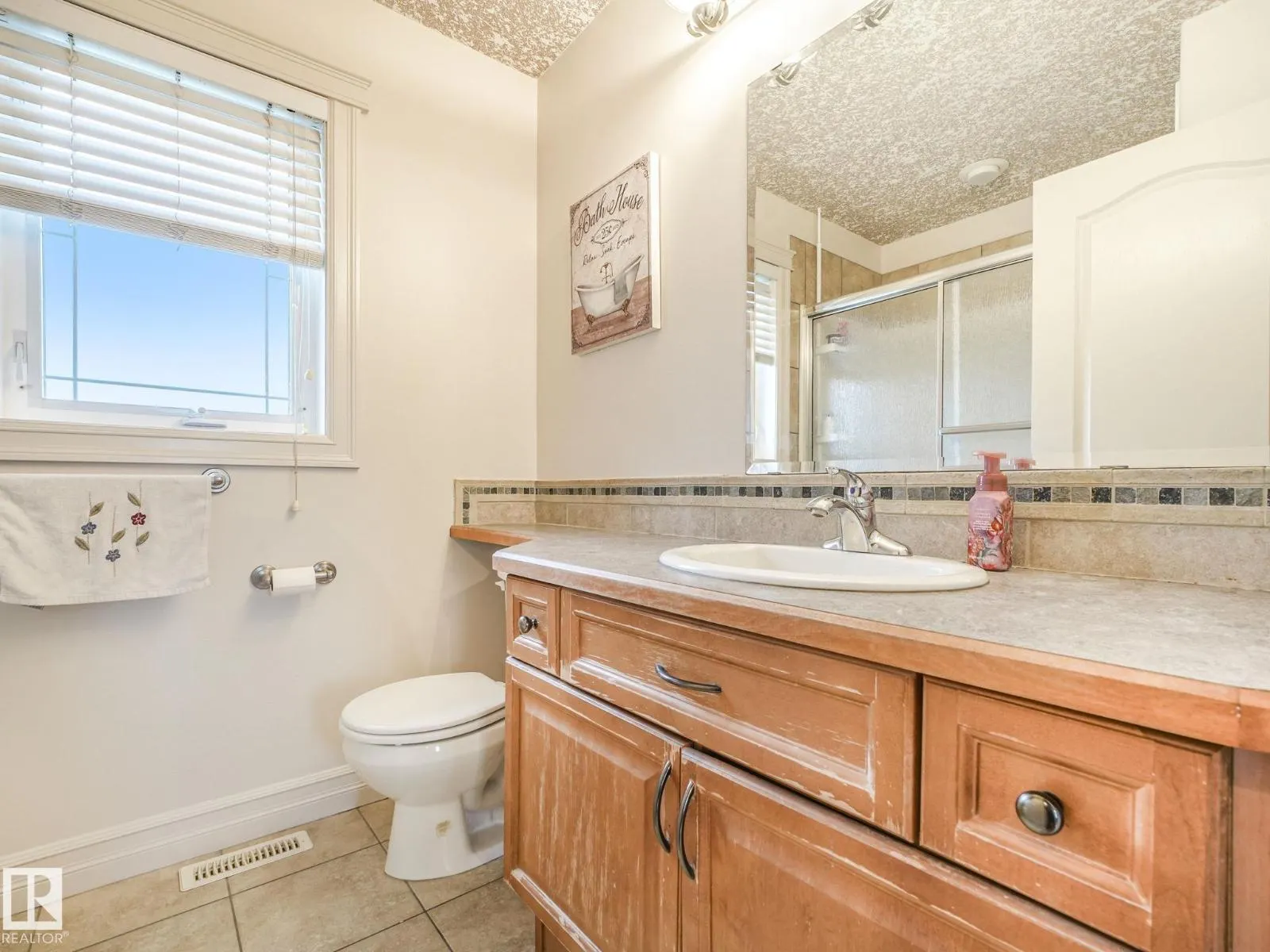 16409 65 ST NW