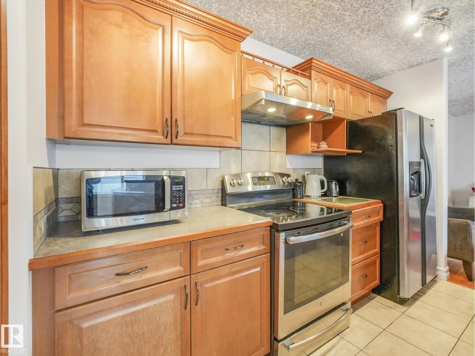 16409 65 ST NW