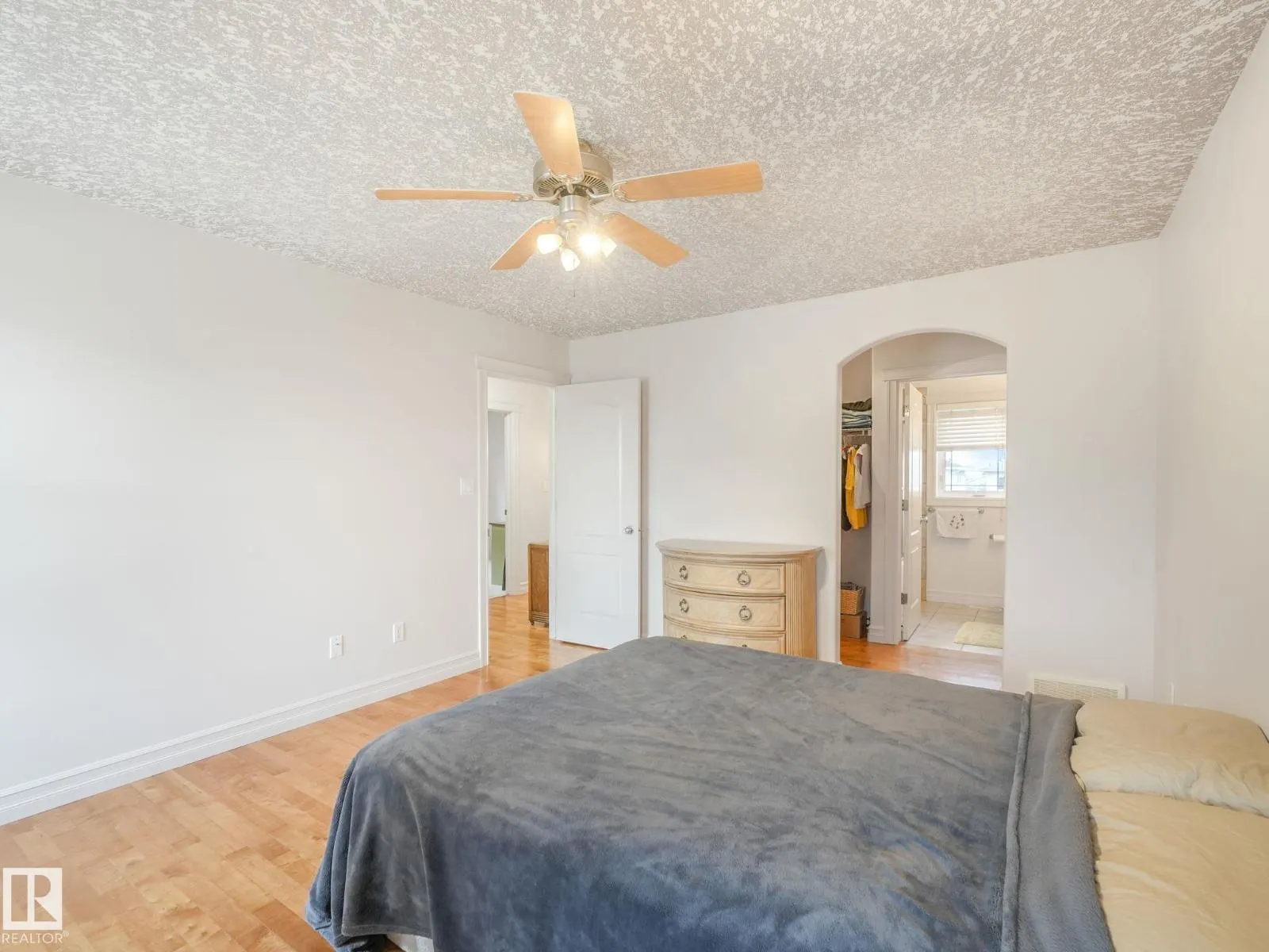 16409 65 ST NW