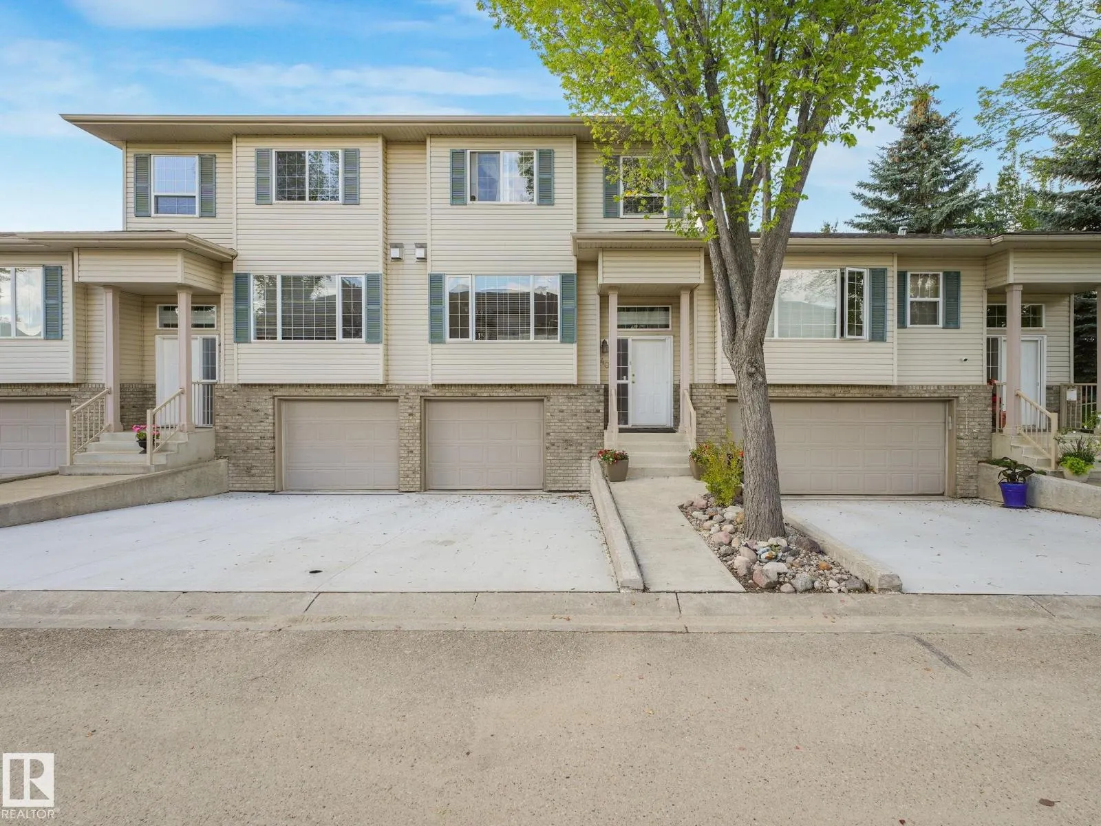 #40 420 HUNTERS GREEN GR NW