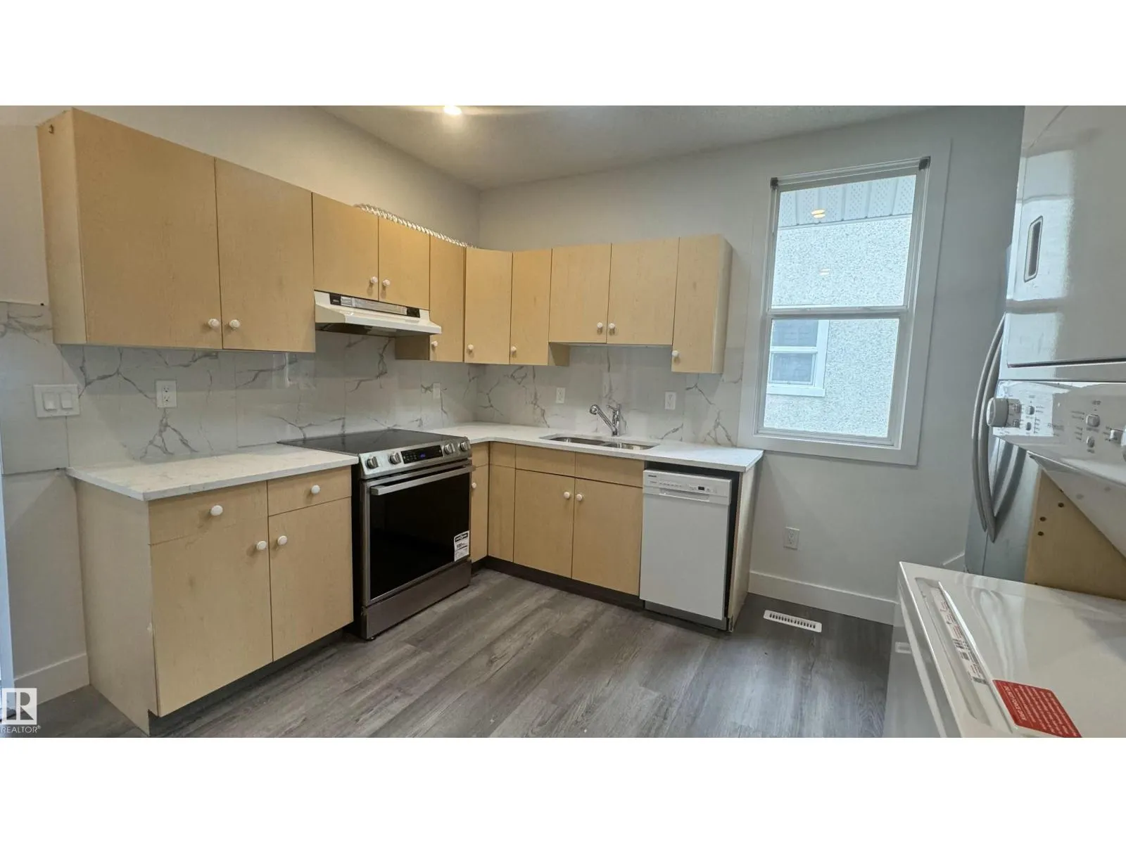 11537 81 ST NW